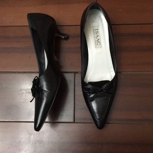 Isaac Mizrahi Shoes. Size 8.5. Made in Italy. - Picture 2 of 5